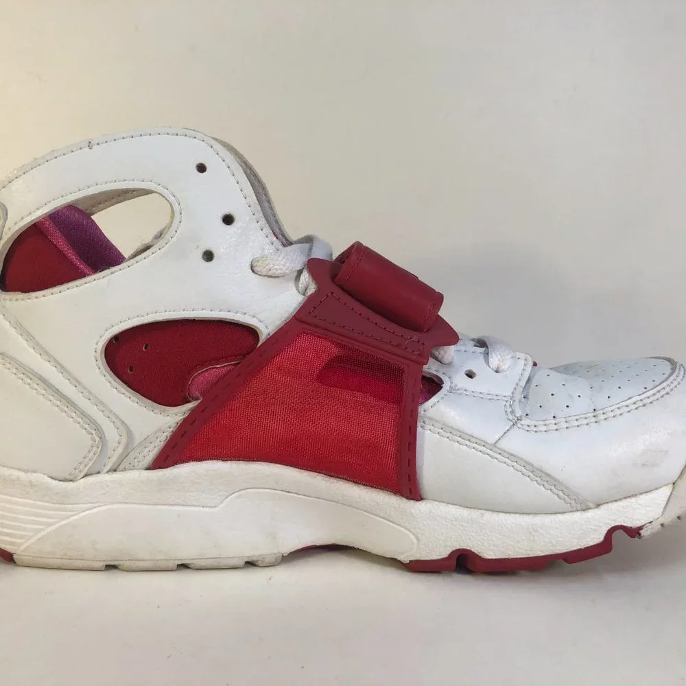 Nike Women's Air Huarache White/Red/Pink 2005 308836-162 Women's Size 10 No Box